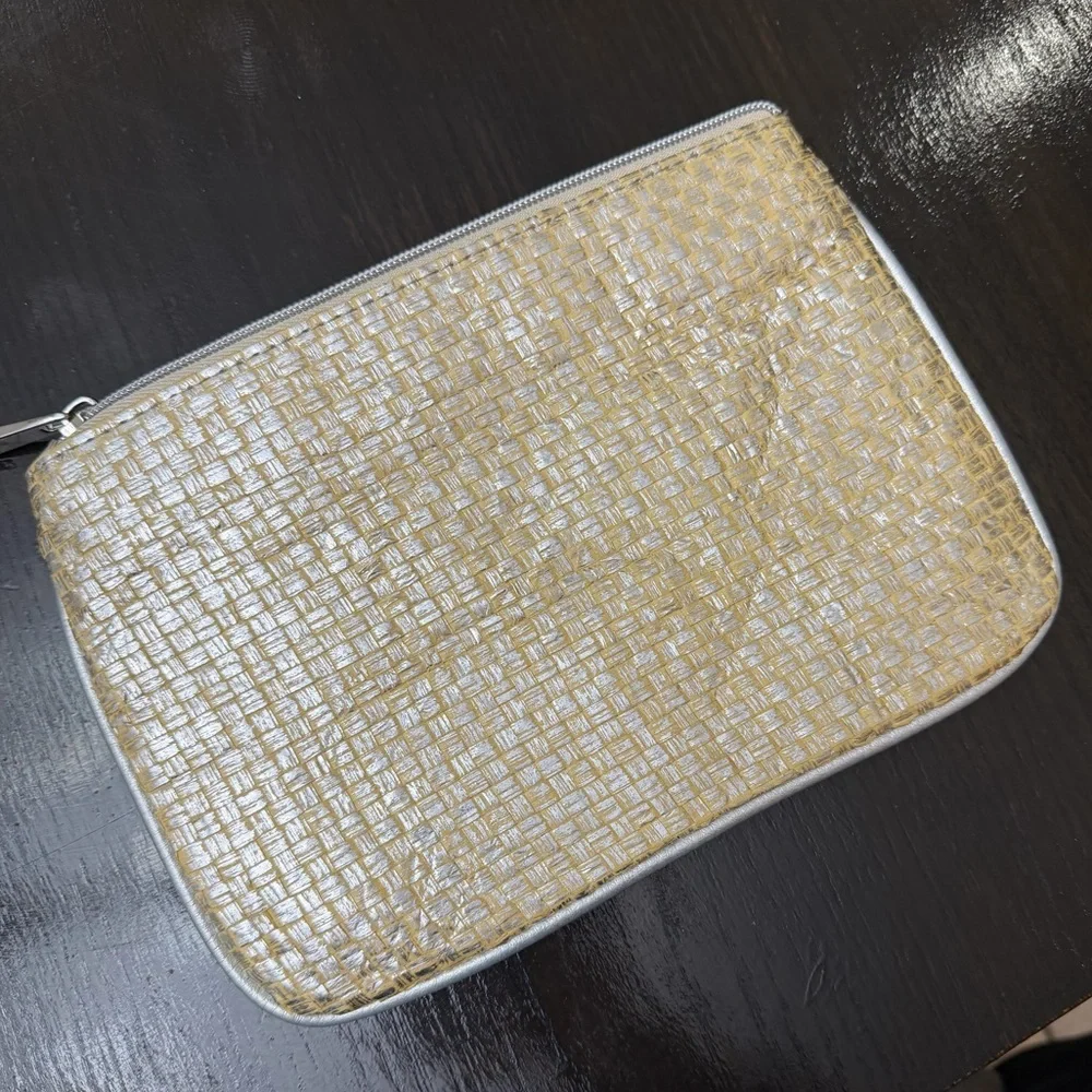 NWOT Vintage Neiman Marcus Woven Straw Metallic Clutch Makeup Bag